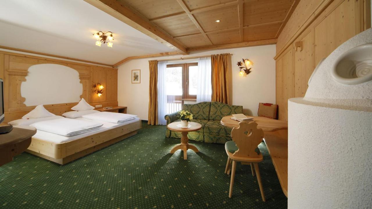 Erlebnisort Gassenhof Hotel รีดันนา ภายนอก รูปภาพ