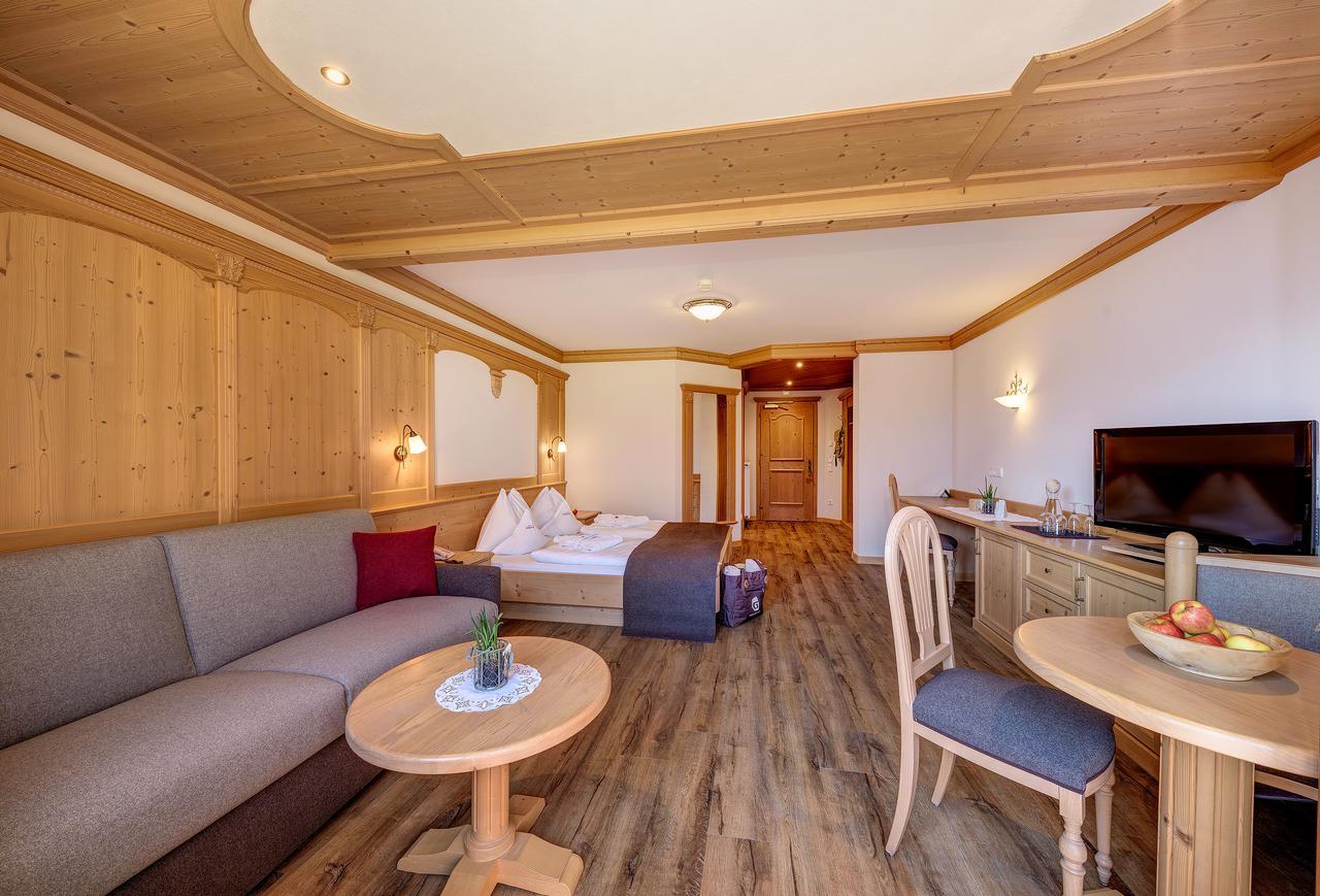 Erlebnisort Gassenhof Hotel รีดันนา ภายนอก รูปภาพ